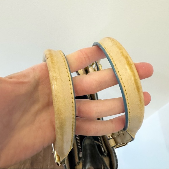 Vintage Y2K Dooney and Bourke mini monogram bag with matching coin pouch - Picture 14 of 16